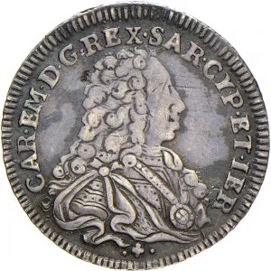 Carlo Emanuele III di Savoia 1730 1773 Regno di Sardegna Periodo anteriore alla riforma monetaria del 1754 Scudo da 5 lire 1733 1735 Scudo sagomato 42 43 mm 29,16 29,92 g Ag dritto